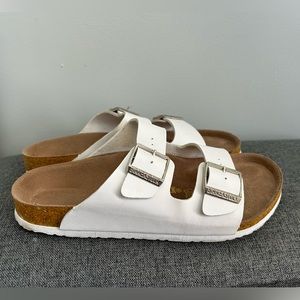 Birkenstock Arizona White Leather Sandals. Size 42. Gently Used.